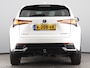Lexus NX 300h AWD Luxury Line Parelmoer wit! (Afn. Trekhaak / Pano / ACC / Navi / Carplay)