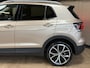 Volkswagen T-Cross 1.0 TSI 115pk AUT Style | Navi | 18 inch | LED | ACC | Blindspot | PDC V+A | Carplay | 100% Onderhouden!