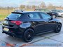 Alfa Romeo Giulietta 1.4 T Distinctive | Autom. | Navi | Sportieve Uitvoering | Nwe APK | Half-Leder | PDC | LMV