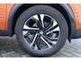 Peugeot 2008 1.2 PURETECH 130PK GT-LINE / NAVI / LEDER / CLIMA / PDC / 17" LMV / CAMERA / TREKHAAK / KEYLESS / FULL-LED / NIEUWSTAAT !!