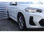 BMW X3 XDRIVE30e 292PK HIGH EXECUTIVE M-SPORT AUTOMAAT / NAVI / LEDER / FULL-LED / CLIMA / 18" LMV / FACELIFT / KEYLESS / 360 CAMERA / ELEKTR. TREKHAAK / CRUISECONTROL / WINTERPAKKET / NIEUWSTAAT !!