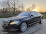 Mercedes-Benz S-klasse s600 v12 Facelift Collectors item|dubbel Panoramadak|Massage|Standkachel|Harman Kardon|Rijassistentie pakket|Nachtzicht|Gordijn|TV|volledig onderhoudshistorie zie advertentie.