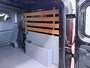 Renault Trafic DCi 146PK L2H1 D.C. Leer Formula Edition Dubbele Cabine 6-Pers. EURO6 Camera Navi ECC Cruise Control Trekhaak Pdc T29 1.6DCi 2X Schuifdeur Lat om Lat Betonplex Vloer Lmv 17" Regen-Lichtsensor Achterdeuren 2.000kg trekvermogen Origineel Nederlands Zeer compleet!