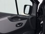 Renault Trafic DCi 146PK L2H1 D.C. Leer Formula Edition Dubbele Cabine 6-Pers. EURO6 Camera Navi ECC Cruise Control Trekhaak Pdc T29 1.6DCi 2X Schuifdeur Lat om Lat Betonplex Vloer Lmv 17" Regen-Lichtsensor Achterdeuren 2.000kg trekvermogen Origineel Nederlands Zeer compleet!