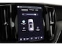 Volvo XC60 T6 Plug-in hybrid Plus Black Edition | Stoel+Stuurverwarming | Camera | Panoramadak | 21 Inch