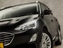 Ford Focus Wagon 1.0 EcoBoost Titanium X Automaat (VIRTUAL COCKPIT, APPLE CARPLAY, GROOT NAVI, STUUR/STOELVERWARMING, SPORTSTOELEN, ADAPTIVE CRUISE, KEYLESS, GETINT GLAS, CAMERA, NIEUWSTAAT)