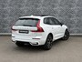 Volvo XC60 2.0 B5 Ultimate Dark | Bowers Wilkins Audio | 360 Graden Camera | Luchtvering | Trekhaak | Gelamineerd Glas | Panoramadak | Head-up Display | Sportstoelen | Keyless Entry | Navigatie | Apple Carplay | Android Auto