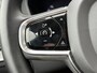 Volvo XC60 2.0 B5 Ultimate Dark | Bowers Wilkins Audio | 360 Graden Camera | Luchtvering | Trekhaak | Gelamineerd Glas | Panoramadak | Head-up Display | Sportstoelen | Keyless Entry | Navigatie | Apple Carplay | Android Auto