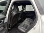 Volvo XC60 2.0 B5 Ultimate Dark | Bowers Wilkins Audio | 360 Graden Camera | Luchtvering | Trekhaak | Gelamineerd Glas | Panoramadak | Head-up Display | Sportstoelen | Keyless Entry | Navigatie | Apple Carplay | Android Auto