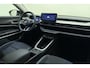 Jeep Avenger Summit 54 kWh | Navigatie via Carplay | Climate control | Electrische achterklep | Stoelverwarming | Zwart dak | Keyless | Extra getint glas