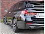BMW 5-Serie Touring 530e xDrive | Pano - Trekhaak - HUD