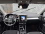 Volvo XC40 1.5 T3 Momentum | Trekhaak | Navigatie | Parkeersensoren | Achteruitrijcamera | Cruise Control | Lichtmetalen Velgen 18 inch | LED Koplampen