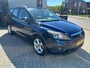 Ford Focus Wagon 1.6 Comfort |trekhaak | airco | cruise | nw apk !