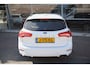 Ford Focus Wagon 1.0 EcoB. ST L. Bns