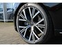Volvo ES90 Single Motor Ext. R. Ultra Launch Edition 92 kWh | 800V | 22" 5-Y Spaaks Glossy Black Diamond Cut velgen | Actieve luchtvering met Four-C | HD Pixel LED koplampen | 4-Zone Climate | Preconditioning | Elektrochromatisch Panoramadak | Extra getint glas | Bowers & Wilkins audio | Chrome Pack | Driver Understanding systeem | Geventileerde stoelen voor + achter | Stoelverwarming voor + achter | Adaptieve cruise control | Pilot Assist Pack| Visual Park Assist | Climate Pack | Stoelmassage | Lane Keeping en Lane Departing Warning | Blis | Volvo Guard Alarm