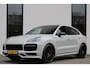 Porsche Cayenne Coupé 4.0 Turbo S E-Hybrid / Sportdesign Pakket / Hoogglans / Krijt / Vol Opties / NIEUWSTAAT