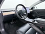 Tesla Model 3 SR+ 325PK Trekhaak Lmv 19" AutoPilot Leer Pano-Dak Adaptive Cruise Camera's Elektr.-Stuur+Stoelen+Spiegels+Geheugen+Easy-Entry+Verwarmde stoelen Park assistent Pdc WIFI Ecc Lane-Assist Speed-Assist SOH 84% Ecc Navi Led DAB Voorverwarmen interieur via App Keyless One-Pedal-Drive 1e Eigenaar Origineel Nederlandse Auto 1.584kg licht!