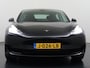 Tesla Model 3 SR+ 325PK Trekhaak Lmv 19" AutoPilot Leer Pano-Dak Adaptive Cruise Camera's Elektr.-Stuur+Stoelen+Spiegels+Geheugen+Easy-Entry+Verwarmde stoelen Park assistent Pdc WIFI Ecc Lane-Assist Speed-Assist SOH 84% Ecc Navi Led DAB Voorverwarmen interieur via App Keyless One-Pedal-Drive 1e Eigenaar Origineel Nederlandse Auto 1.584kg licht!