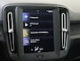 Volvo XC40 1.5 T2 Moment. Core | 18" LM velgen | Navigatie |