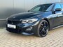 BMW 3-Serie Touring 330e xDrive M Sport-Pano Laser Memory HUD