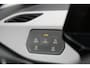 Volkswagen ID.3 204pk First Max 58 kWh | SoH 94% | Panoramadak | Achteruitrijcamera | Navigatie | Stoelverwarming | Head-up Display