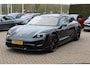 Porsche Taycan Cross Turismo Turbo S 93 kWh / SoH 90,9% / Panoramadak / 360Camera / Head-up / Passenger Display / Luchtvering / 21'' / Bose / Keyless / Sportdesign+Chrono / Stoelventilatie+Verwarming / Stuurverwarming / Dodehoek / DAB