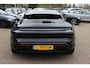Porsche Taycan Cross Turismo Turbo S 93 kWh / SoH 90,9% / Panoramadak / 360Camera / Head-up / Passenger Display / Luchtvering / 21'' / Bose / Keyless / Sportdesign+Chrono / Stoelventilatie+Verwarming / Stuurverwarming / Dodehoek / DAB