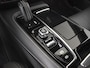 Volvo V60 2.0 T8 Recharge AWD R-Design 390Pk | Trekhaak | Achteruitrijcamera | Apple carplay Android Auto | Stoel/stuurverwarming | 19"LMV