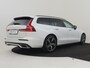 Volvo V60 2.0 T8 Recharge AWD R-Design 390Pk | Trekhaak | Achteruitrijcamera | Apple carplay Android Auto | Stoel/stuurverwarming | 19"LMV