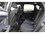 BMW 2-Serie Active Tourer 225i M Sport / Trekhaak / Panoramadak / Camera / Head-up / Harman Kardon / Keyless / 18'' / Alcantara / Navigatie / LED Koplampen / DAB / Stoelverwarming / Cruise Control