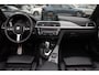 BMW 4-Serie Cabrio 420i High Executive Ed. M Sport / Camera / Leder / Harman Kardon / Nekverwarming / 19'' / Navigatie / Windscherm / DAB / Stoelverwarming / Cruise Control