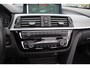 BMW 4-Serie Cabrio 420i High Executive Ed. M Sport / Camera / Leder / Harman Kardon / Nekverwarming / 19'' / Navigatie / Windscherm / DAB / Stoelverwarming / Cruise Control