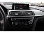 BMW 4-Serie Cabrio 420i High Executive Ed. M Sport / Camera / Leder / Harman Kardon / Nekverwarming / 19'' / Navigatie / Windscherm / DAB / Stoelverwarming / Cruise Control