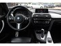 BMW 4-Serie Cabrio 420i High Executive Ed. M Sport / Camera / Leder / Harman Kardon / Nekverwarming / 19'' / Navigatie / Windscherm / DAB / Stoelverwarming / Cruise Control