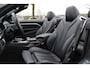 BMW 4-Serie Cabrio 420i High Executive Ed. M Sport / Camera / Leder / Harman Kardon / Nekverwarming / 19'' / Navigatie / Windscherm / DAB / Stoelverwarming / Cruise Control