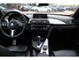 BMW 4-Serie Cabrio 420i High Executive Ed. M Sport / Camera / Leder / Harman Kardon / Nekverwarming / 19'' / Navigatie / Windscherm / DAB / Stoelverwarming / Cruise Control