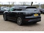 Porsche Cayenne 3.0 E-Hybrid / Panoramadak / Camera / Softclose / Keyless / Carbon intr. / Luchtvering / 21'' / Bose / Sfeerverlichting / Adaptieve stoelen / Stoelventilatie / Stoelverwarming 4x / Sportchrono / Dodehoek