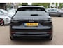 Porsche Cayenne 3.0 E-Hybrid / Panoramadak / Camera / Softclose / Keyless / Carbon intr. / Luchtvering / 21'' / Bose / Sfeerverlichting / Adaptieve stoelen / Stoelventilatie / Stoelverwarming 4x / Sportchrono / Dodehoek
