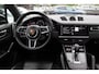 Porsche Cayenne 3.0 E-Hybrid / Panoramadak / Camera / Softclose / Keyless / Carbon intr. / Luchtvering / 21'' / Bose / Sfeerverlichting / Adaptieve stoelen / Stoelventilatie / Stoelverwarming 4x / Sportchrono / Dodehoek