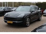 Porsche Cayenne 3.0 E-Hybrid / Panoramadak / Camera / Softclose / Keyless / Carbon intr. / Luchtvering / 21'' / Bose / Sfeerverlichting / Adaptieve stoelen / Stoelventilatie / Stoelverwarming 4x / Sportchrono / Dodehoek