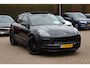 Porsche Macan 2.0 / Panoramadak / Camera / Luxe Leder / 21'' / Luchtvering / Keyless / Bose / Matrix LED / Stoelventilatie+Verwarming / Stuurverwarming / Dodehoek / DAB / ACC