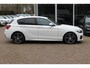 BMW 1-Serie 118i Edition M Sport Shadow High Exe. / Leder / Navigatie / Parkeerhulp achter / Keyless / 18'' / Getint glas / Stoelverwarming / Cruise Control