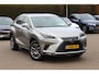 Lexus NX 300h AWD Luxury Line / Trekhaak / Camera / Leder / Keyless / 18'' / Navigatie / Stoelverwarming / Cruise Control