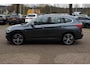 BMW X1 sDrive20i High Executive Edition M Sport / Trekhaak / Panoramadak / Camera / Leder / Head-up / 19'' / Navigatie / DAB / Cruise Control