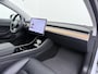 Tesla Model 3 SR+ 325PK LFP-Accu AutoPilot Leer Pano-Dak Adaptive Cruise Lmv 18" Camera's Elektr.-Stuur+Stoelen+Spiegels+Geheugen+Easy-Entry+Verwarmde stoelen Park assistent Pdc WIFI Ecc Lane-Assist Speed-Assist SOH 92% Ecc Navi Led DAB Voorverwarmen interieur via App Keyless One-Pedal-Drive 1e Eigenaar Origineel Nederlandse Auto Fabrieksgarantie op Accu en Motor tot 8-12-2028/160.000km