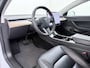 Tesla Model 3 SR+ 325PK LFP-Accu AutoPilot Leer Pano-Dak Adaptive Cruise Lmv 18" Camera's Elektr.-Stuur+Stoelen+Spiegels+Geheugen+Easy-Entry+Verwarmde stoelen Park assistent Pdc WIFI Ecc Lane-Assist Speed-Assist SOH 92% Ecc Navi Led DAB Voorverwarmen interieur via App Keyless One-Pedal-Drive 1e Eigenaar Origineel Nederlandse Auto Fabrieksgarantie op Accu en Motor tot 8-12-2028/160.000km