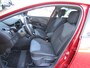 Renault Clio Estate TCe 90pk Dynamique / Navigatie / Cruise- Control / Handsfree Card