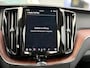 Volvo XC60 2.0 T8 Plug-in hybrid AWD Ultimate Dark 456pk Trekhaak / Stoelventilatie / Panoramadak