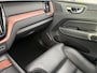 Volvo XC60 2.0 T8 Plug-in hybrid AWD Ultimate Dark 456pk Trekhaak / Stoelventilatie / Panoramadak