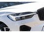 Volvo XC60 Plug-in Hybrid T6 AWD Plus Dark | Google | Long Range | Trekhaak | Panoramadak | Adaptieve Cruise Control | Standkachel | Stoel-/Stuurverwarming | Verwarmbare Voorruit | Verwarmbare Achterbank | Dodehoekdetectie| Actieve LED Koplampen | Zitverlenging | Apple Carplay / Android Auto | 20" LM